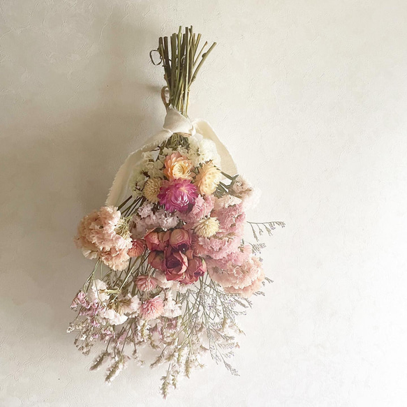ஐ:*: ピンクローズの花束ドライフラワースワッグ　ドライフラワーガーランド　ブーケ 3枚目の画像
