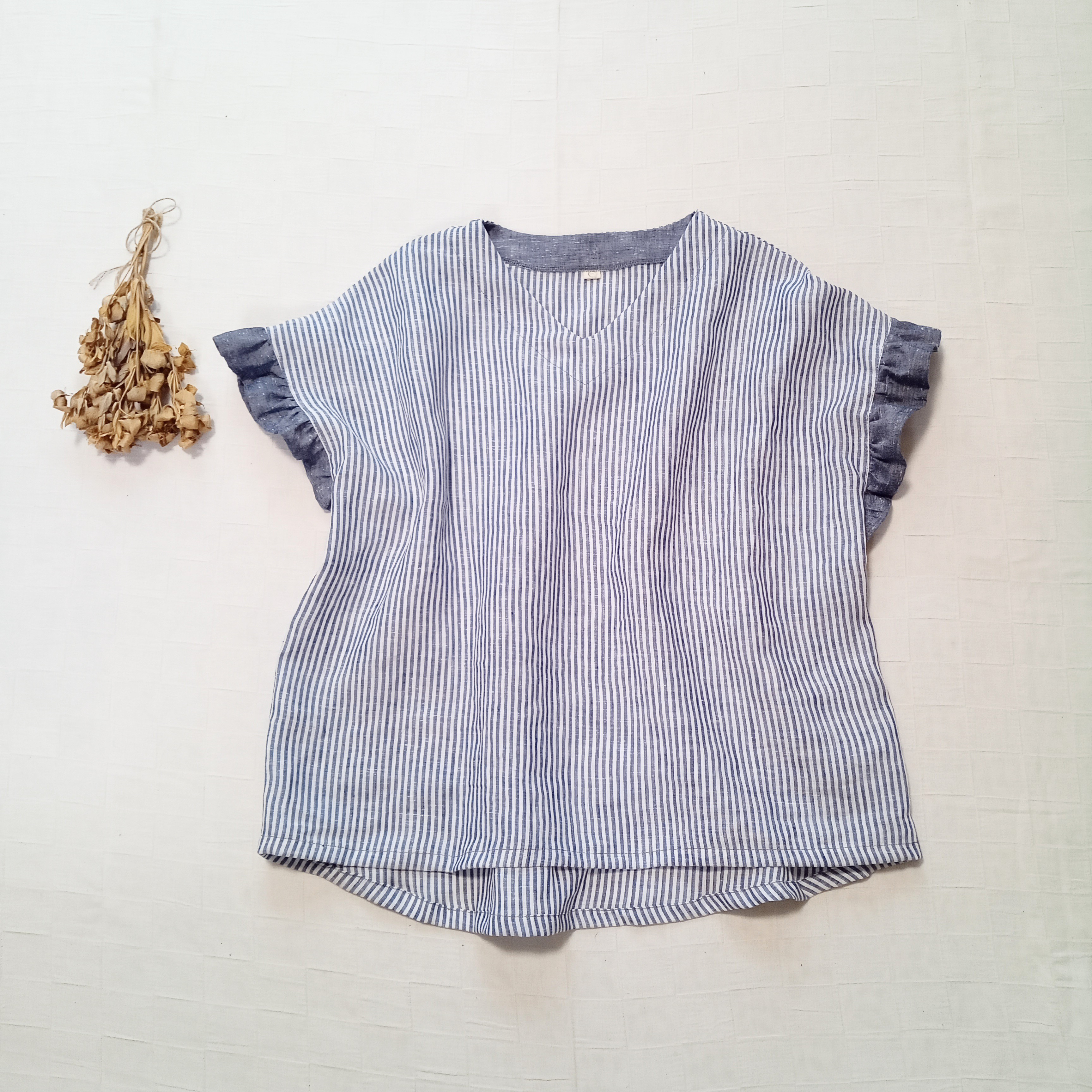 フリル袖ブラウス　ネイビーストライプ × ネイビー白ネップダンガリー　涼しい！薄手リネン100%
