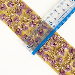 [ 319 ] 黄色 紫 総柄 花柄 幅:5cm インド刺繍 リボン 4枚目の画像