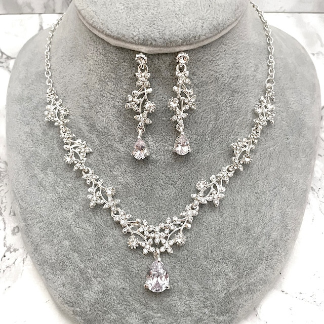 jouer silver ビジューブライダルネックレス&ピアスセット ブライダル ウエディングアクセサリー リーフやお花