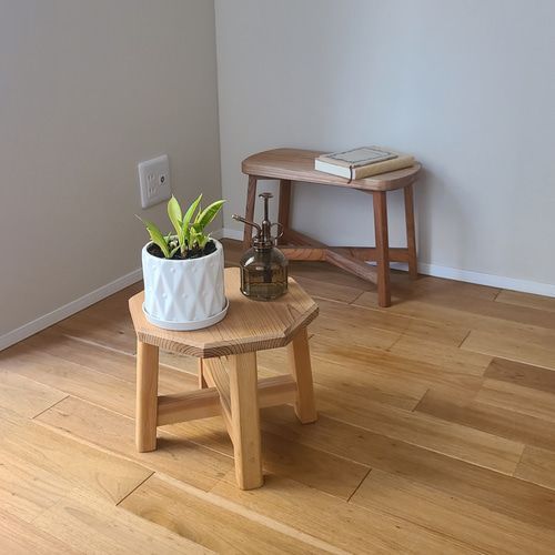 八角形の木目スツール 子供椅子 花台 踏み台 ナチュラル シンプル 天然