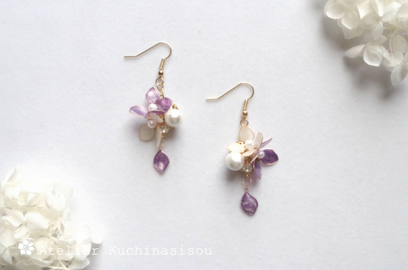 美甲花繡球和棉質珍珠耳環（紫色） 第2張的照片