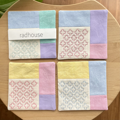 専用♡　ハンドメイドパッチワーククロス╰(*´︶`*)╯♡ パッチワーク ハンドメイドバック - メルカリ