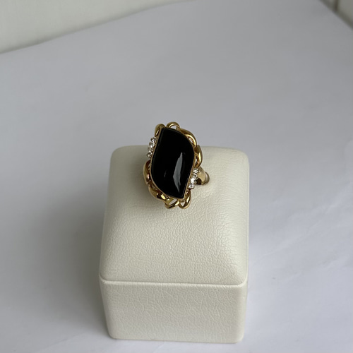 黒珊瑚の指輪 K18 D0.22 シックでゴージャス 大人の指輪 R50609Y2 指輪 