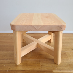 囲みたいヒノキテーブル　ミニテーブル　スツール　檜　台　ボーダー　無垢　椅子　天然 5枚目の画像