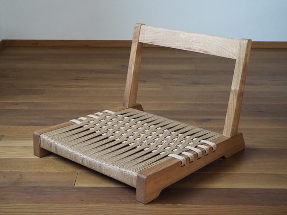 【受注生産】ペーパーコードの座椅子　国産クルミ材 1枚目の画像