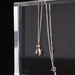 香水瓶狀金繼珍珠項鍊 40 厘米銀925 小水滴珍珠吊墜 第2張的照片