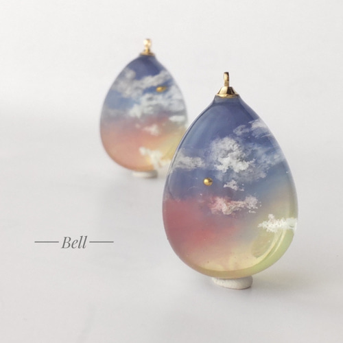 幻想的な空　雲レジンネックレス 幻想的な空 雲レジンネックレス