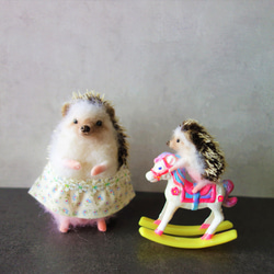 ハリネズミさん（本物サイズ/手足稼働します） 送料無料 羊毛フェルト