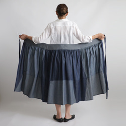 ⁑最終ＳＡＬＥ  巻き巻く愉快なパッチワーク巻きスカート　ポケット付　甘織デニム コットンシャンブレー　フリーY99W 1枚目の画像