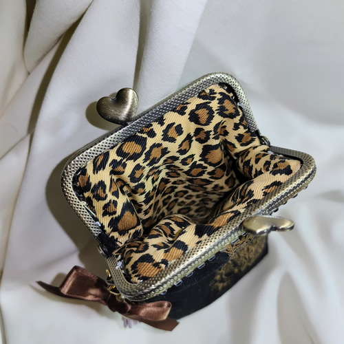 大人エレガンス☆がま口 パフューム柄ブラック☆タバコケース メガネも  