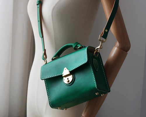 サドルバッグ　本革（革紐無し） SB-99 レザーサドルバッグ | DEGNER