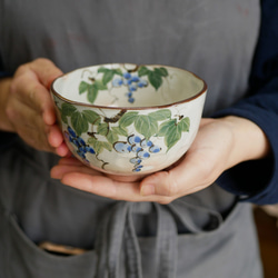 京焼・清水焼　色絵　抹茶茶碗（葡萄） 1枚目の画像