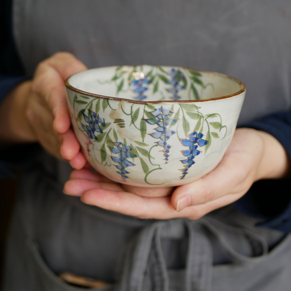 京焼・清水焼　色絵　抹茶茶碗（藤） 1枚目の画像