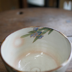 京焼・清水焼　色絵　抹茶茶碗（菖蒲） 4枚目の画像