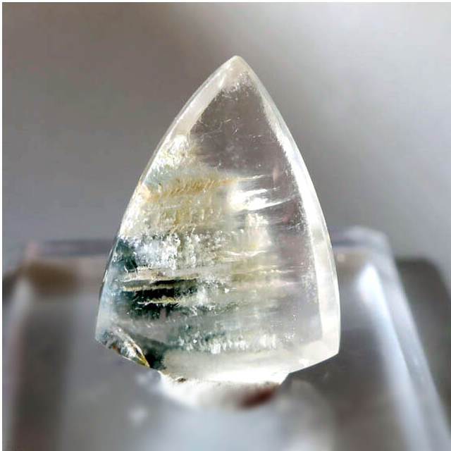 インクルージョン イン クオーツ-b