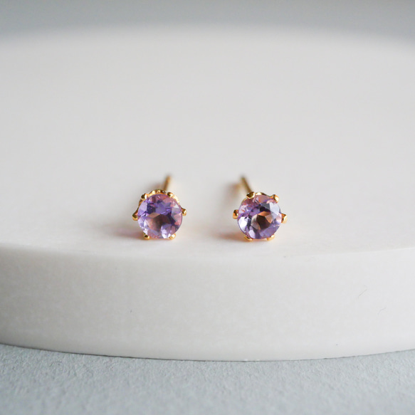 アメジスト　一粒ピアス　３ｍｍ　２月誕生石　サージカルステンレス　金属アレルギー対応　極小　つけっぱなし　天然石　ギフト 10枚目の画像