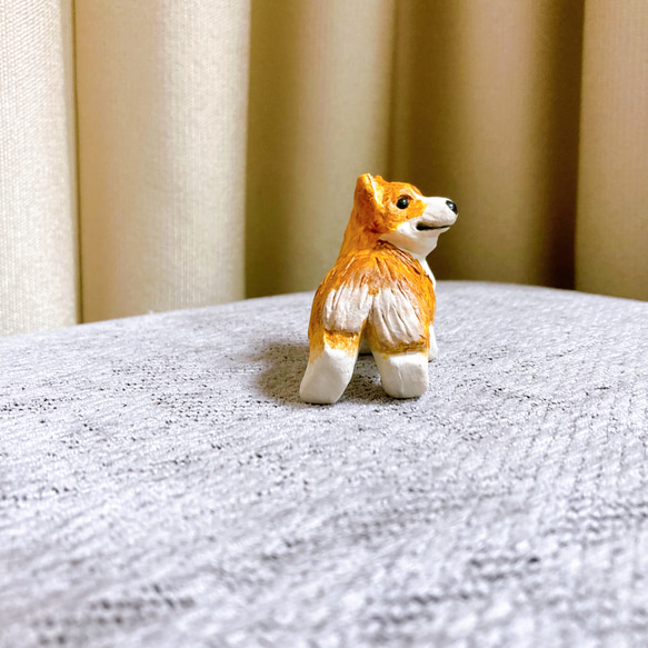 コーギー　ミニチュア　犬　フィギュア　置物　粘土　オブジェ 5枚目の画像