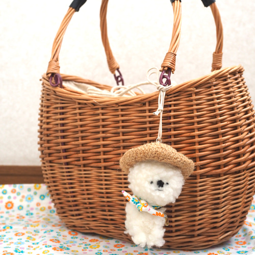 小さい麦わらモフ犬(黄色系の花柄スカーフ) ぬいぐるみ