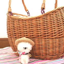 小さい麦わらモフ犬(ピンク系ストライプスカーフ) 2枚目の画像