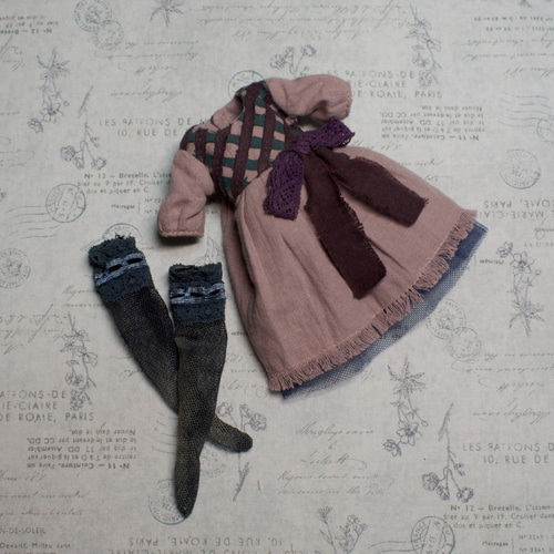 ブライスアウトフィット帽子付き可愛いお洋服セット その他人形 Doll 