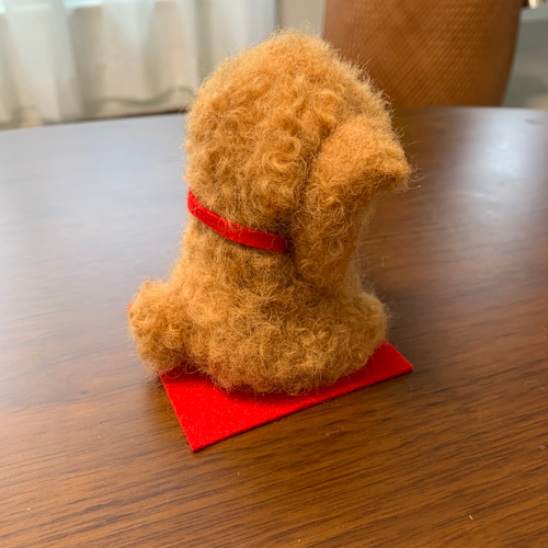 トイプードル 招き犬 犬の置物 羊毛フェルト gunteneko 通販