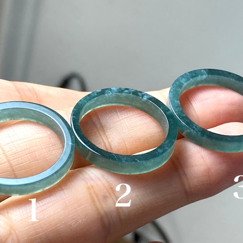 L156 氷糯種 青緑 19.5号 天然 グアテマラ産 A貨 本翡翠 くりぬき