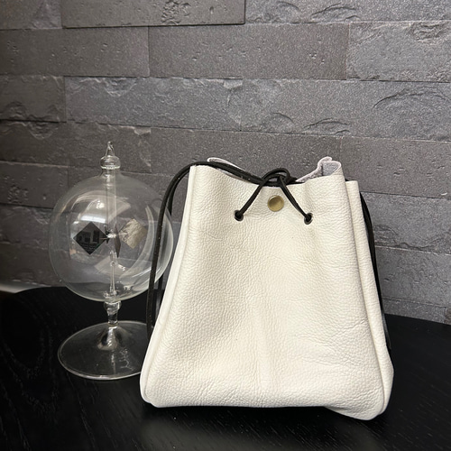 本革✴︎2wayレザーサコッシュ✴︎巾着✴︎スマホポーチ 