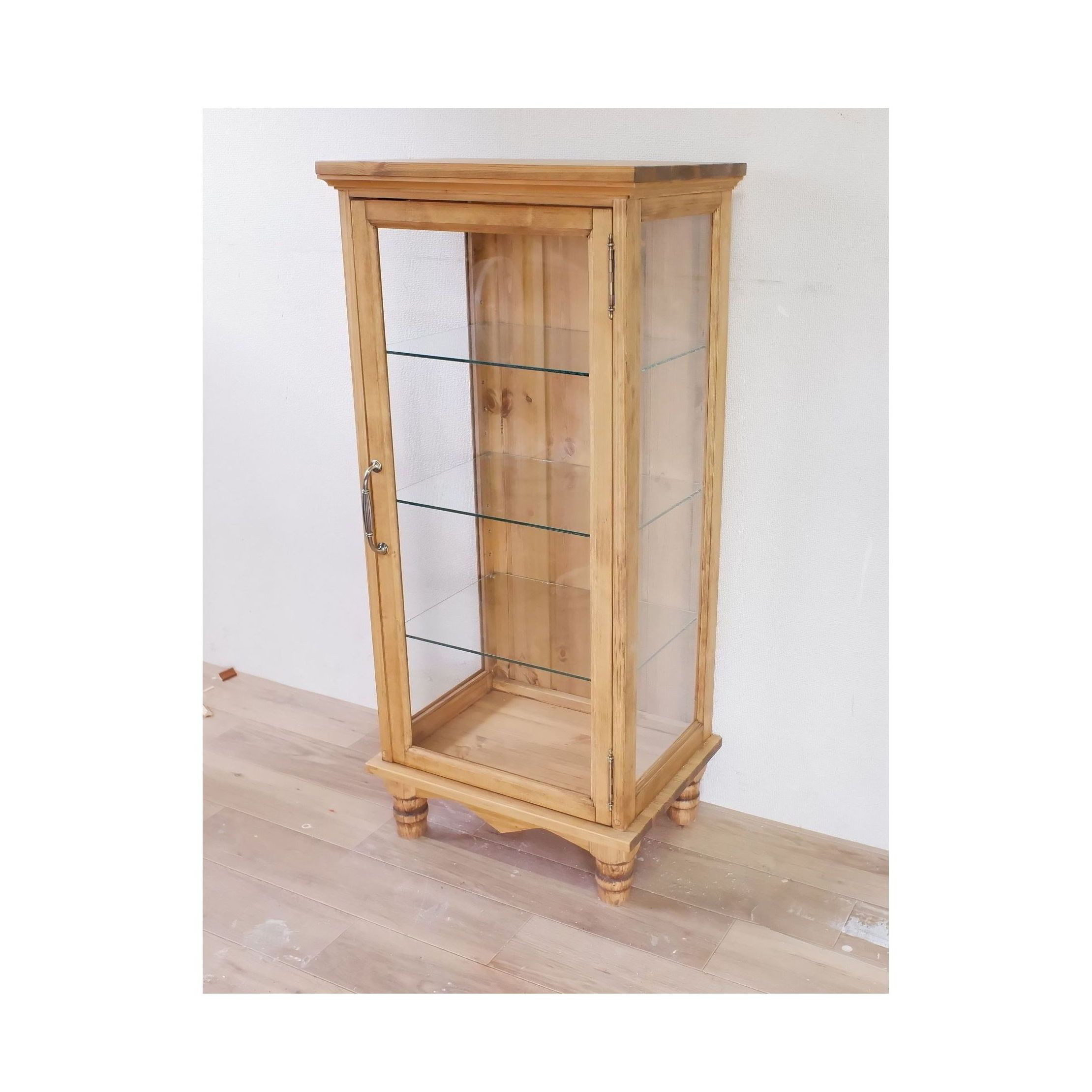 脚付き ガラスキャビネット 照明付き 照明付き 脚付き ガラスキャビネット