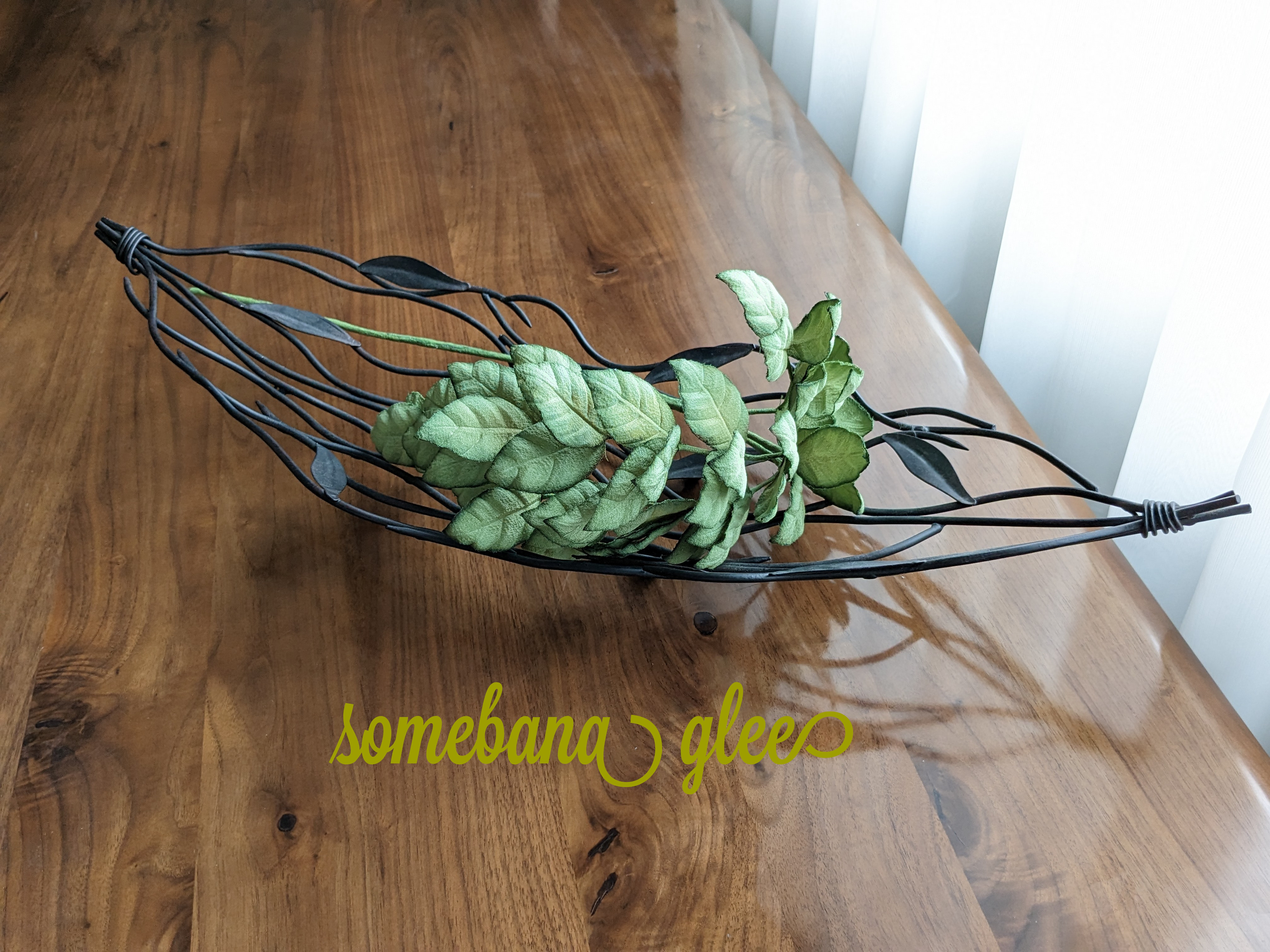 本絹ちりめん染花　一輪挿し《絹の葉　黄緑》