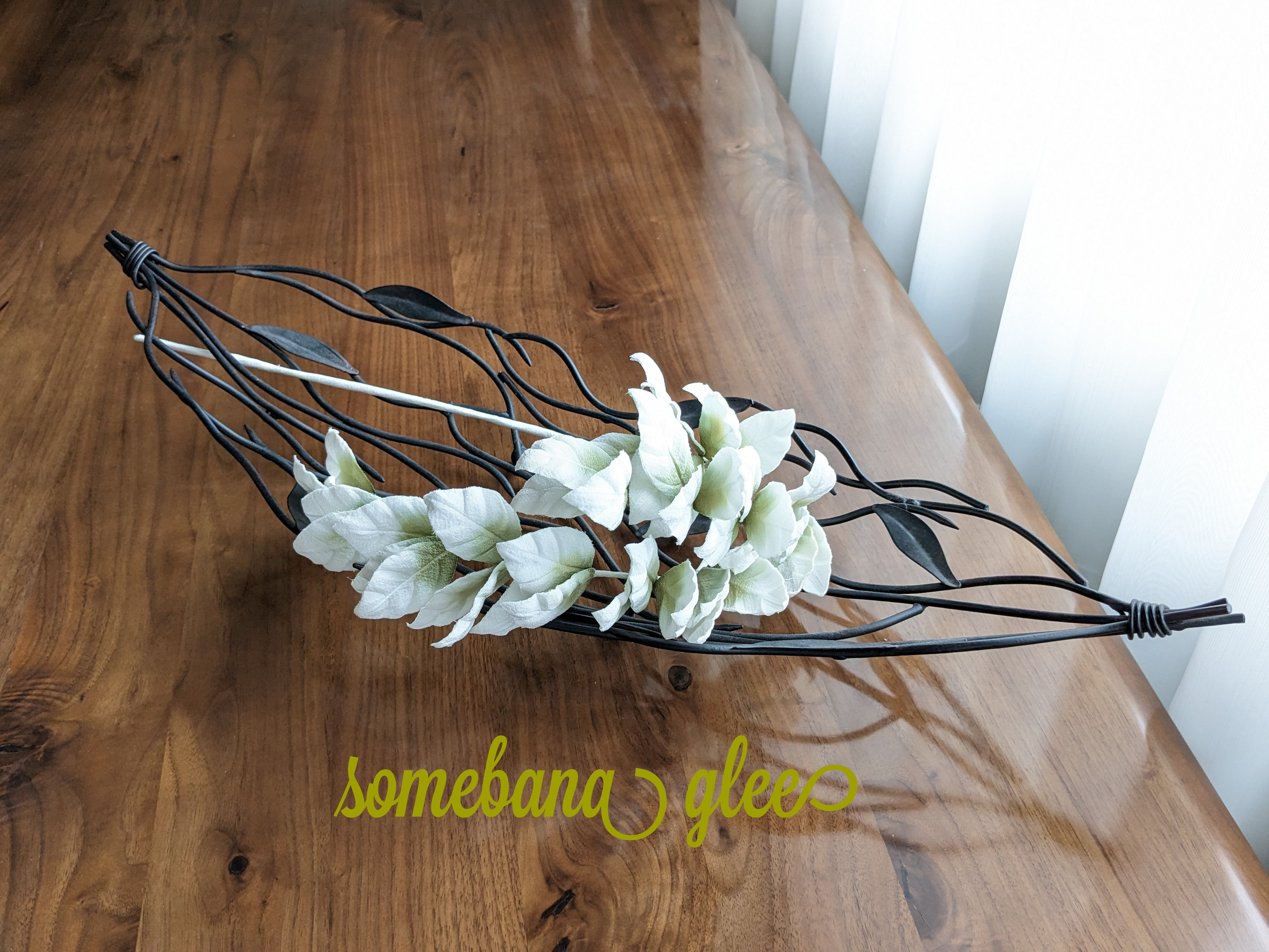 本絹ちりめん染花　一輪挿し《絹の葉　白》