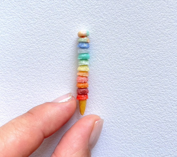 【人気作品】１２色の虹色アイスクリーム さくらんぼ付き　ボールペン　ミニチュアフード 10枚目の画像
