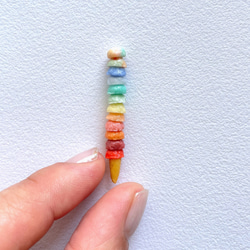 【人気作品】１２色の虹色アイスクリーム さくらんぼ付き　ボールペン　ミニチュアフード 2枚目の画像