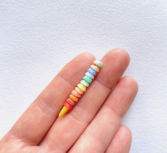 【人気作品】１２色の虹色アイスクリーム さくらんぼ付き　ボールペン　ミニチュアフード 7枚目の画像