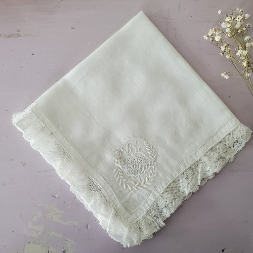 アンティーク レース ハンカチ フランス 刺繍 パリ発送】E1172 フランスアンティークレースハンカチ 19世紀