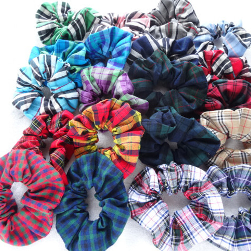 タータンチェック柄のシュシュ その他ヘアアクセサリー Kumatomo 通販