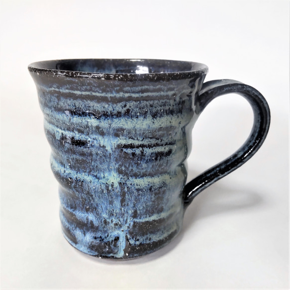 幻像的な青色のマグカップ（大きめ） 3枚目の画像