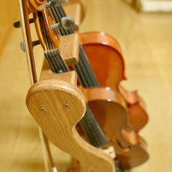 【24時間以内に発送】手作り木工　木製バイオリン・ヴィオラスタンド （チーク） 2枚目の画像