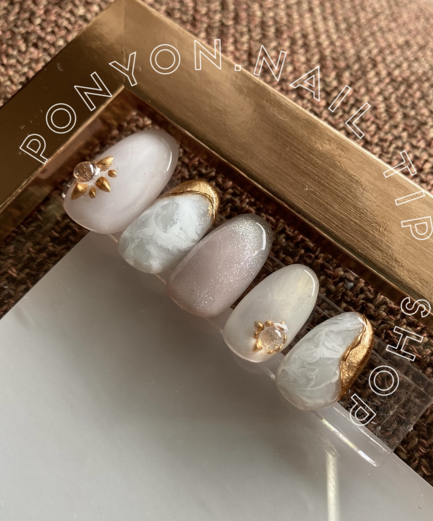 ponyonデザインネイルチップ/うるつやん/ニュアンス/マグネット/きれいめ/サマーネイル/夏／秋/旅行/くすみカラー
