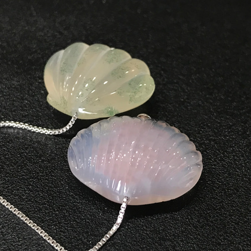 ゴビ石−1120 ゴビ瑪瑙 手彫り 貝殻 イヤリング・ノンホールピアス  