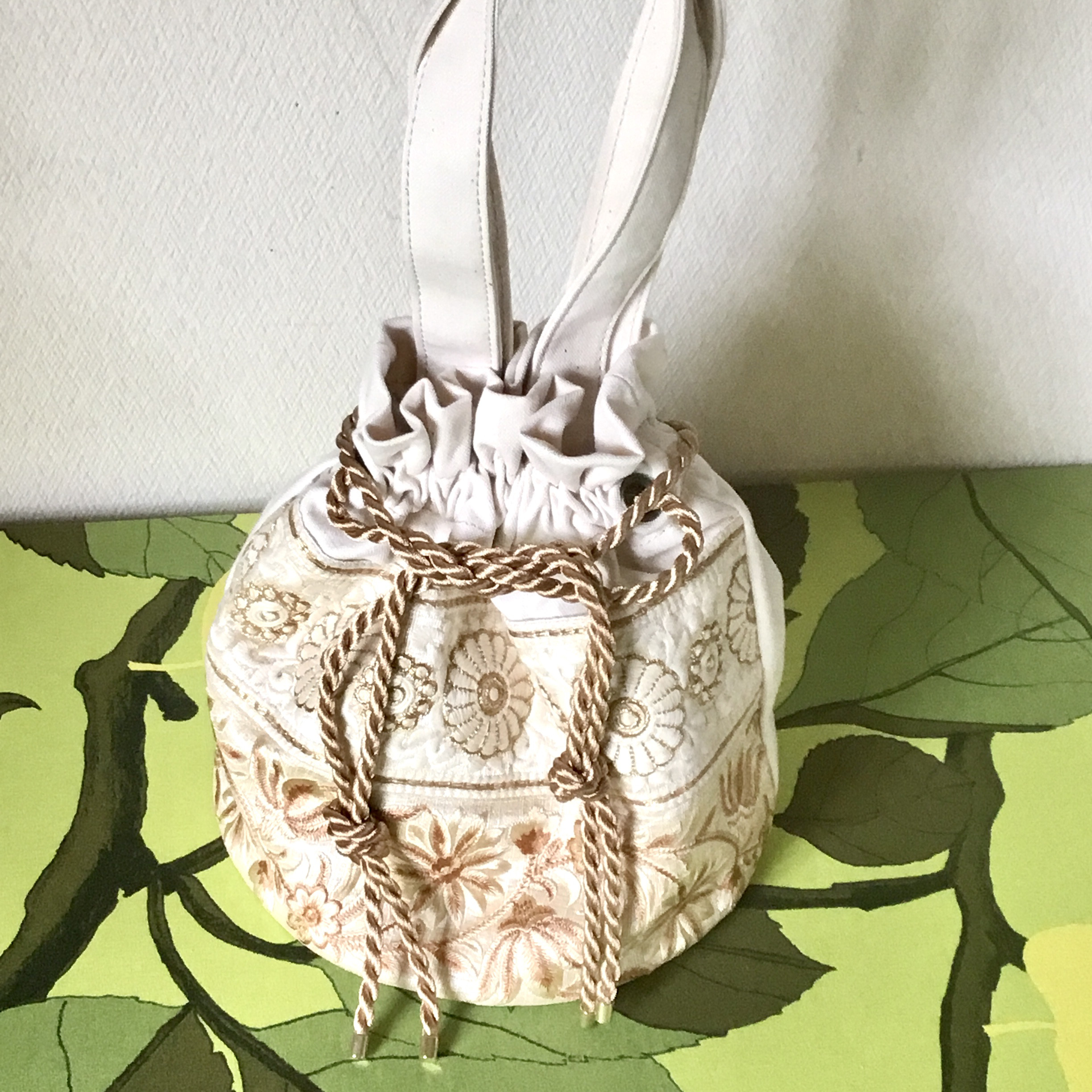 インド刺繍リボン ポーチ ショルダーバッグ ハンドメイドバック