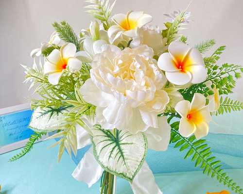 プルメリア　ウェディングブーケリゾートブーケ　ブートニア付き 南国リゾート感満載️プルメリアのウェディングブーケ！海辺の