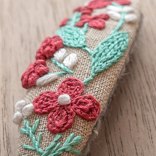[専用　ぼたんユキ様]オーダーメイド フェルト 刺繍 フェルトパッチン ヘアピン 504228850.jpg?1539997030