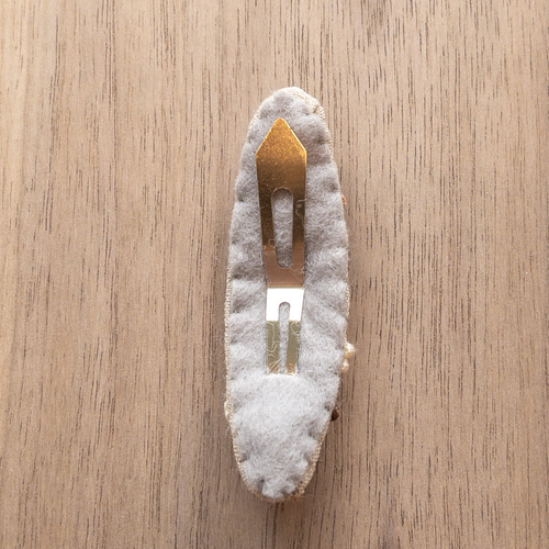 手刺繍パッチンピン「ふたつのお花」 ヘアピン さゆき工房 通販