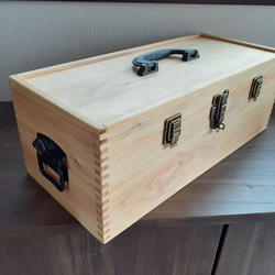 小さなbebe　8センチと　スズランのソーイングbox 小さなbebe 8センチと スズランのソーイングbox
