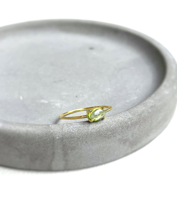 ◇再入荷◇ 天然石 アリゾナ産 ペリドット 爪留めリング 指輪 8月