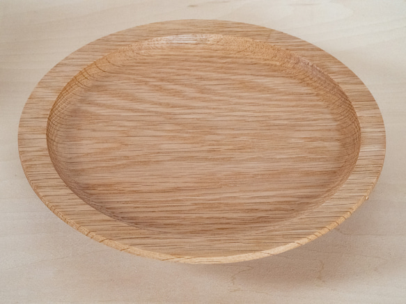 木のパン皿　ナラ無垢材 6枚目の画像