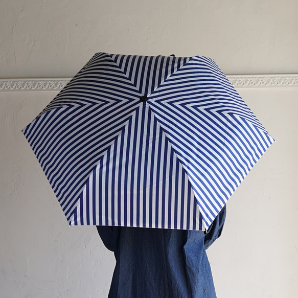 UVカット折りたたみ傘 stripe navy 紫外線99.9%カット 晴雨兼用 163451 竹ハンドル 11枚目の画像