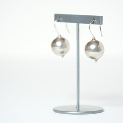 Karensilver 'Ball' pierce 3枚目の画像