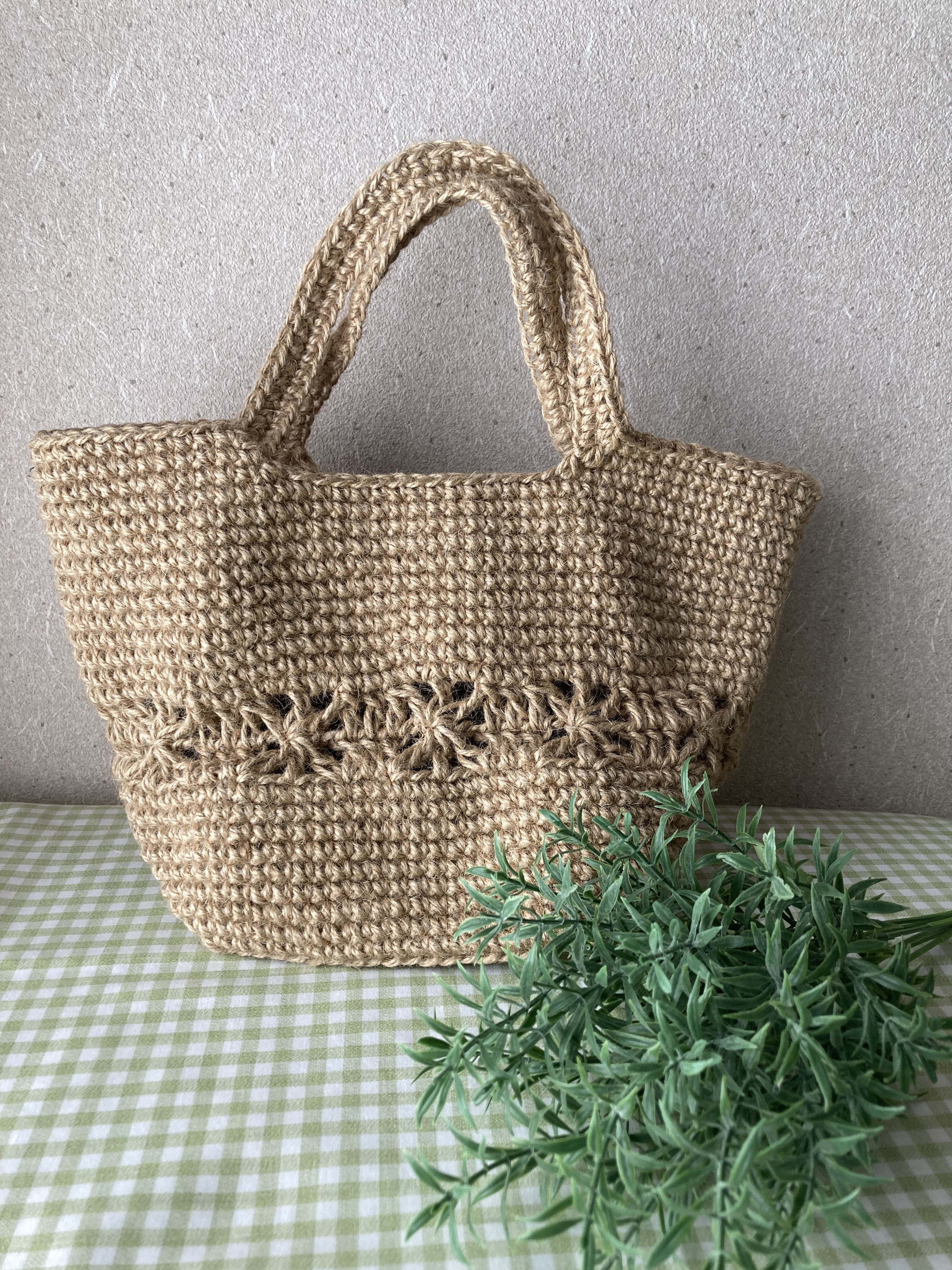 ハンドメイド　お花もりもり麻紐バック